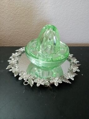 GORGEOUS VTG Anchor Hocking Uranium Bowl & Rheemer Set.